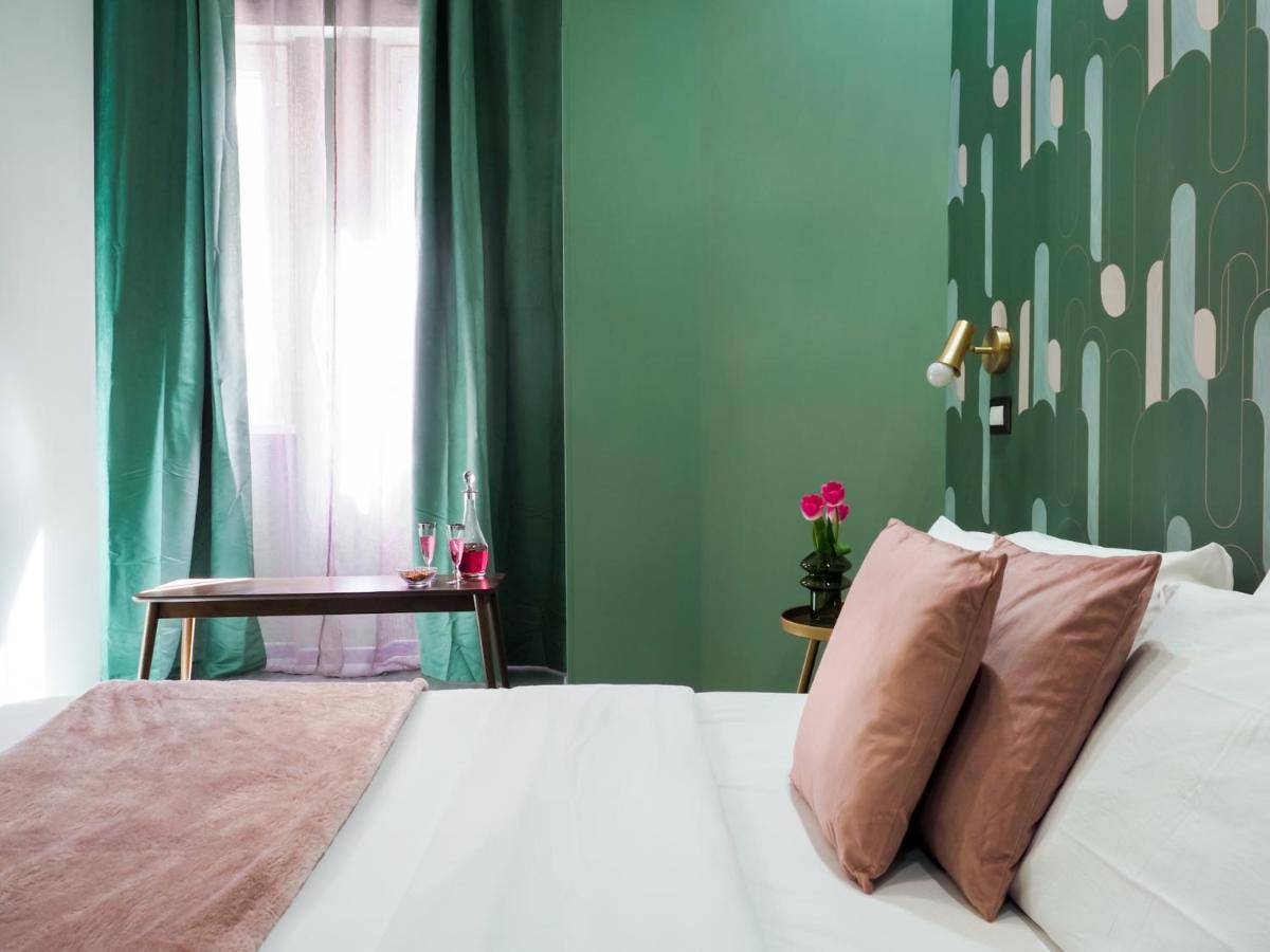 C'Est La Vie Suites Rome Bagian luar foto