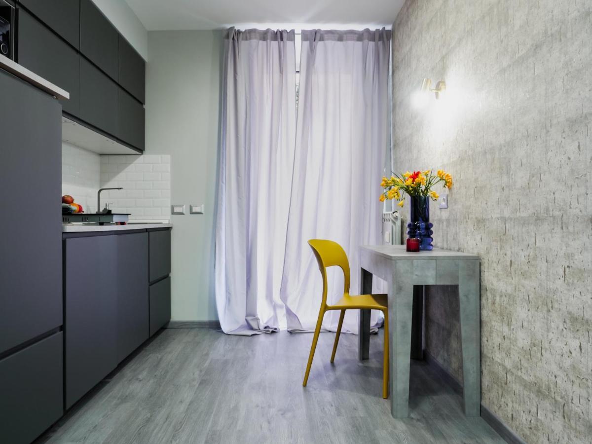 C'Est La Vie Suites Rome Bagian luar foto