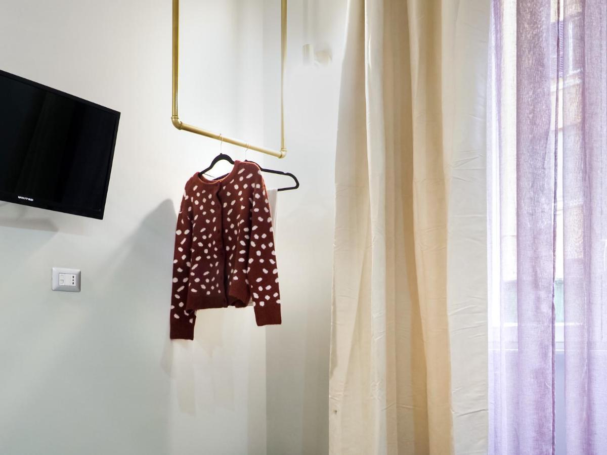 C'Est La Vie Suites Rome Bagian luar foto